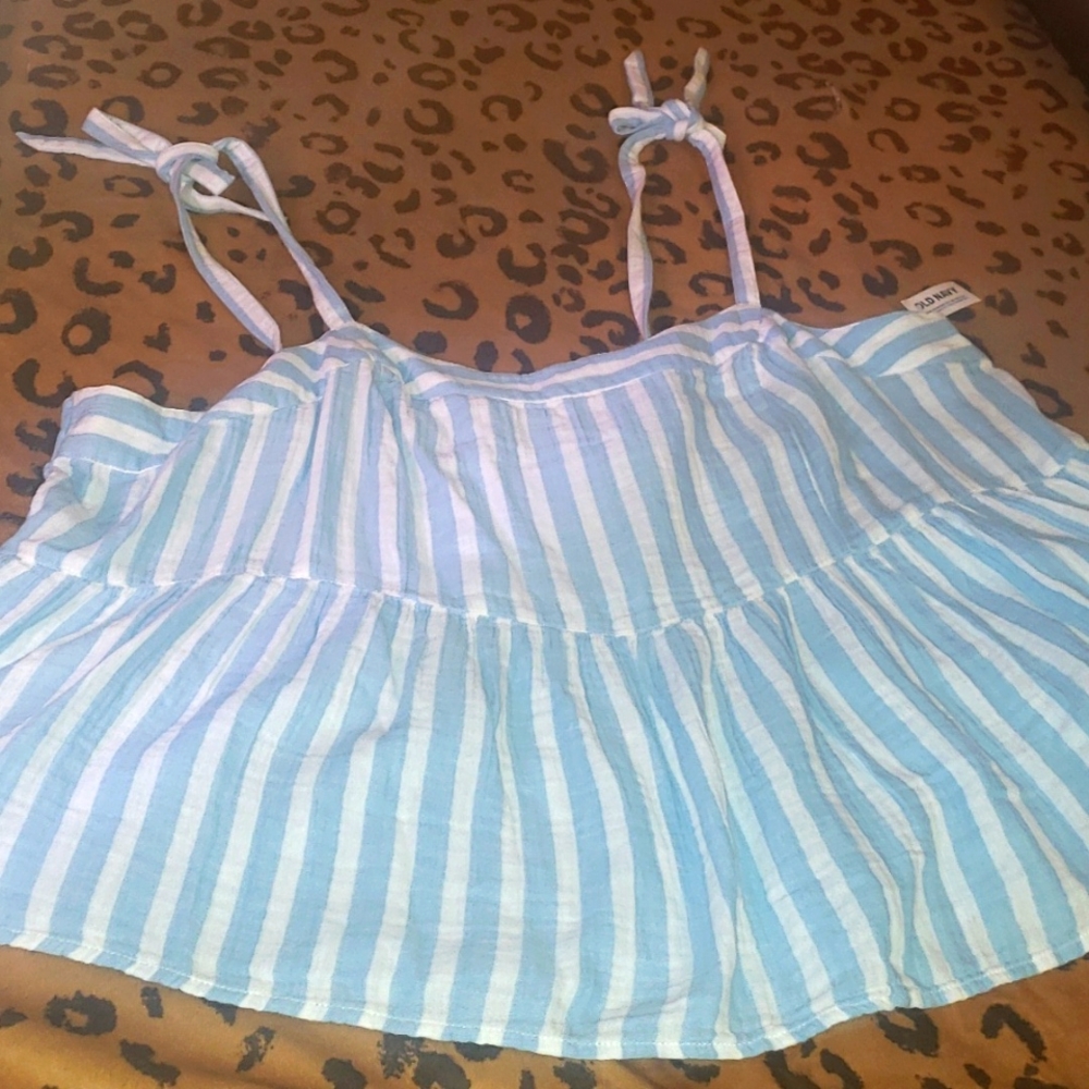 Stripped top